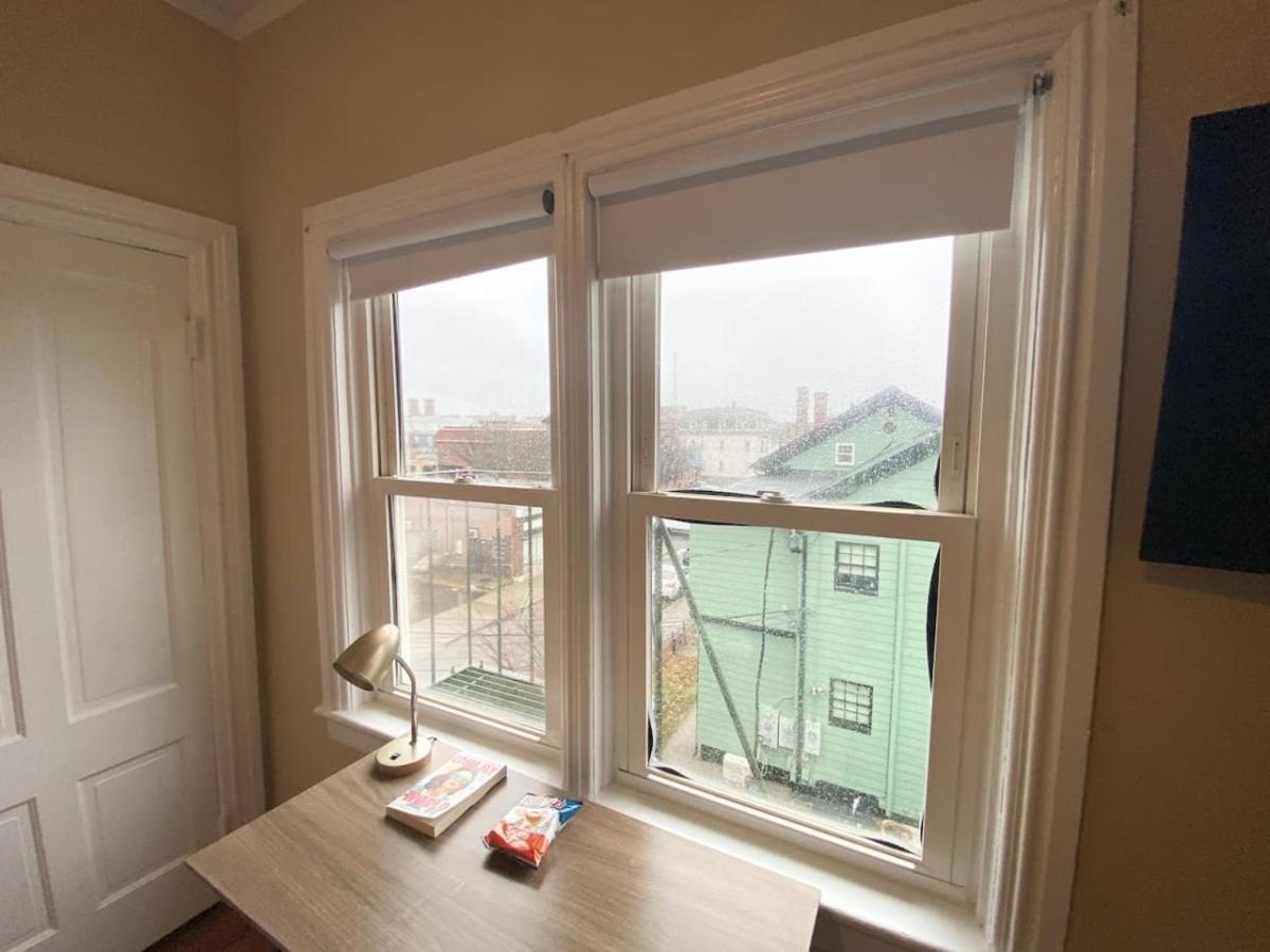 Sunny Spacious Room In Federal Hill, Downtown With Shared Bathroom And Kitchen Providence Exteriér fotografie